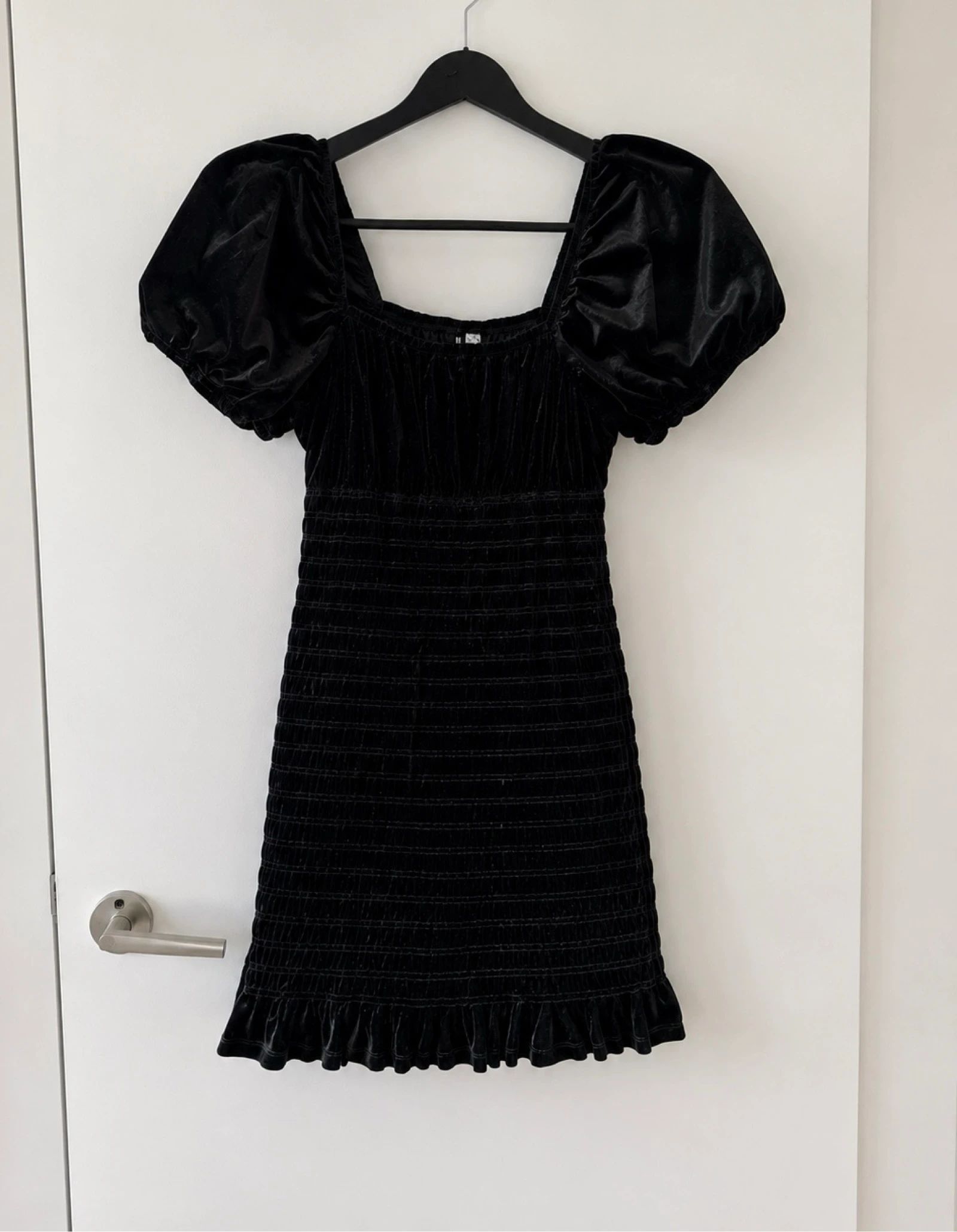 Jolie robe H&M manche bouffante taille L